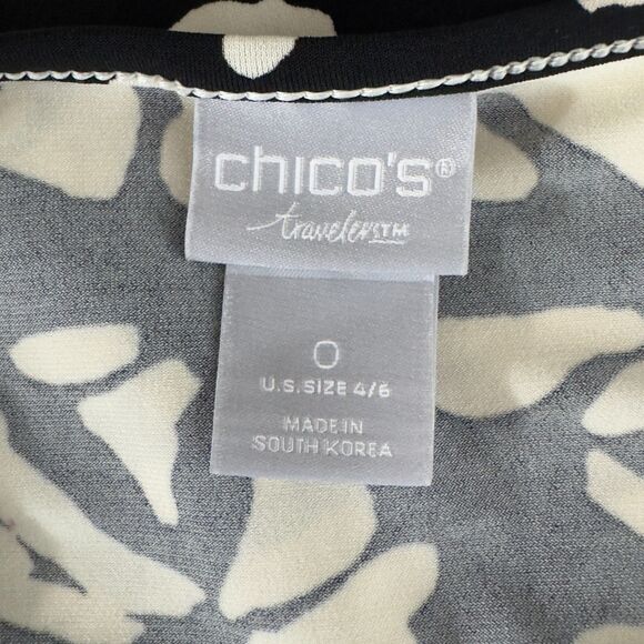 Chico's Travelers Geometric Print Top Women's Size Small (Chico's Size 0) - Picture 3 of 9